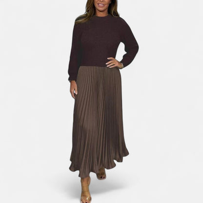 Claudia - Maxi dress with sweater and pleated skirt